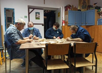 Pracownia stolarska - prace z drewnem